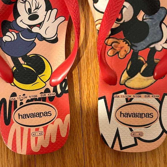 Havaianas  Minnie Mouse Red Flip Flops - Picture 2 of 3